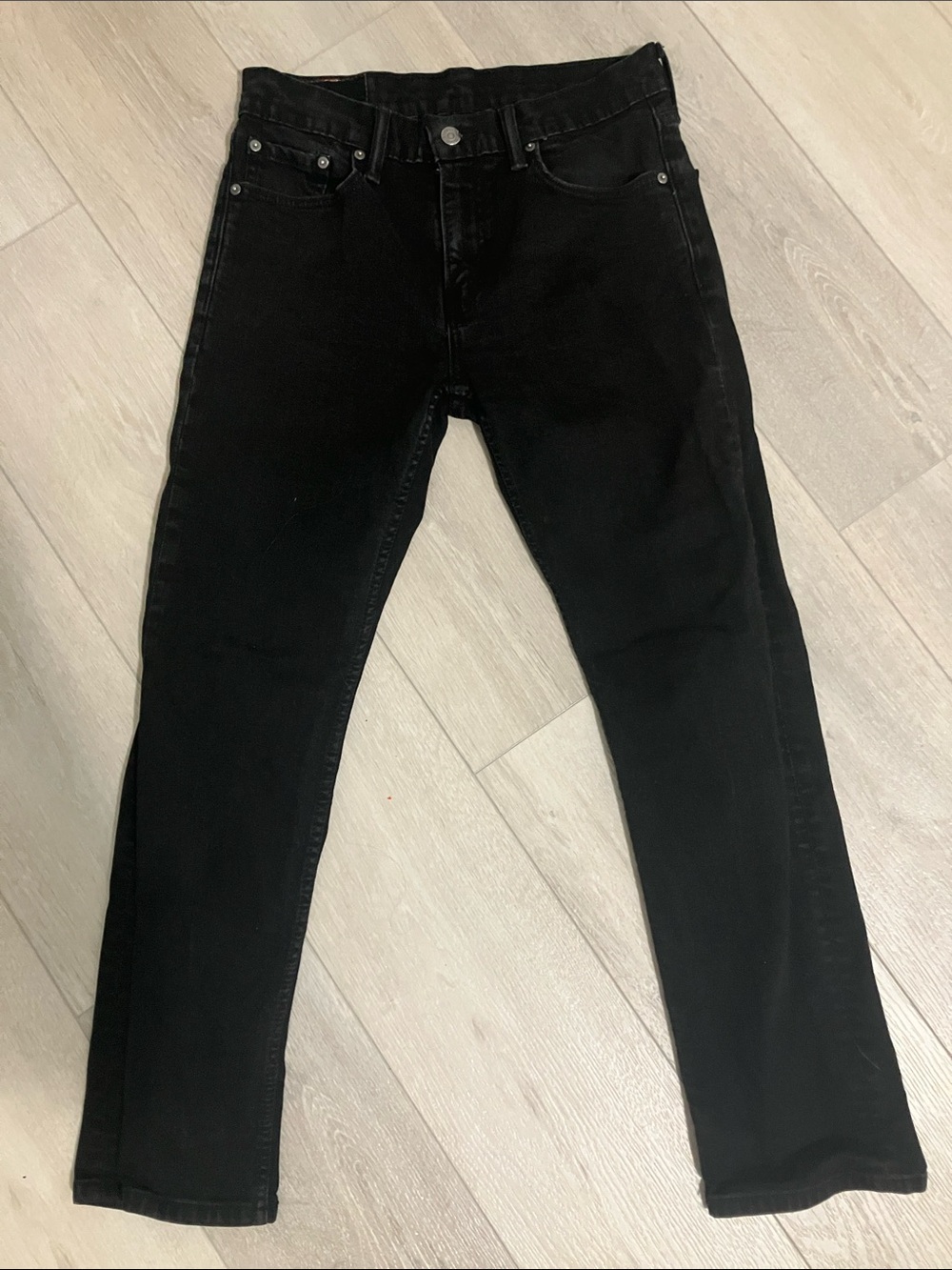 Levi's women’s 30 waist / 30 inseam skinny jeans.